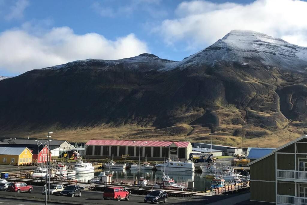 House With A Warm Soul In North Iceland Siglufjordur Exterior photo